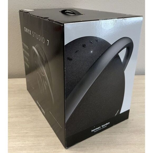Harman Kardon Onyx Studio 7 Portable Stereo Bluetooth Speaker NIB - Picture 2 of 10